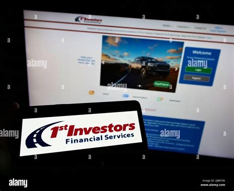 First investors financial servicing group hi-res stock photography and ...