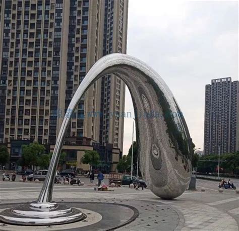 不锈钢大型广场景观摆件 -宏通雕塑