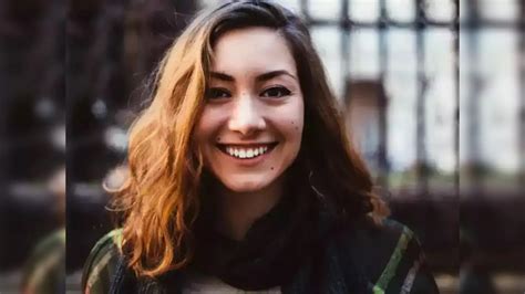 Mole On Female Body Parts,mole on these body parts స్త్రీలలో అక్కడ మచ్చ ...