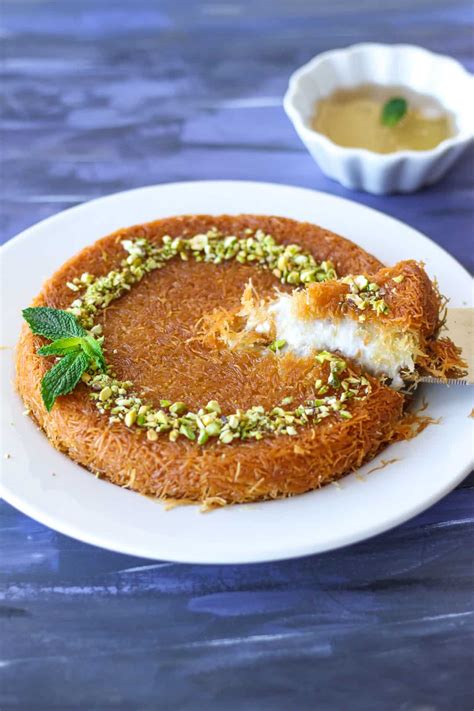 Knafeh