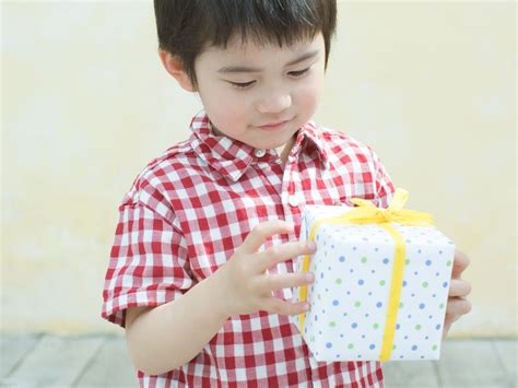 10 Adorable Gift Ideas for Your Little Boy