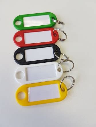 Plastic key tags with ring - assorted colors | Products | Traconed