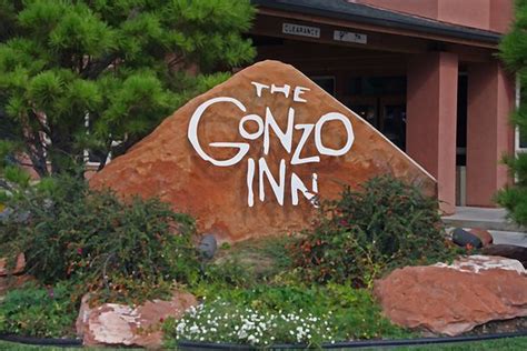 THE GONZO INN (Moab, Utah) - Hotel Reviews, Photos, Rate Comparison ...