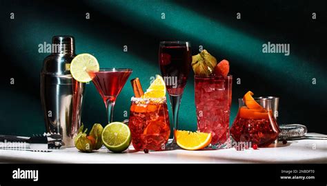 Red alcoholic cocktails set: kir royale, negroni, boulevardier ...