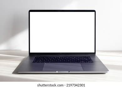Generic Laptop Front View 的图像结果