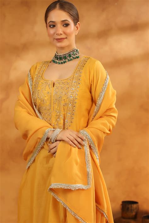 Aamna Yellow Chanderi Suit Set – DIMPLE DESIGN STUDIO