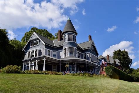 THE HANCOCK HOUSE (Dubuque) - B&B Reviews & Photos - Tripadvisor