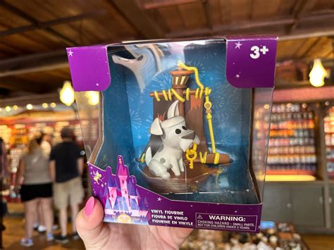 A New Pirates of The Caribbean Prison Dog Figurine Has Sailed Into Walt ...