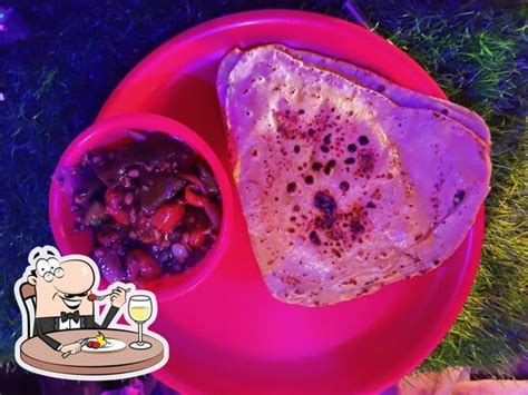 Menu at Food Fun, Mau