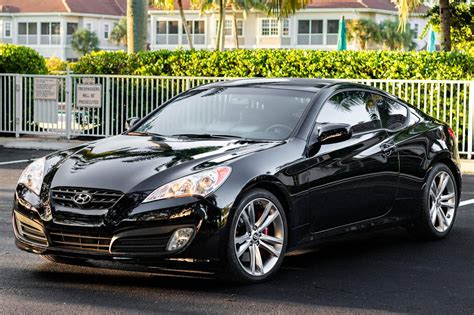 2012 Hyundai Genesis Coupe 3.8 R-Spec VIN: KMHHU6KH4CU075984 for Sale - Cars & Bids