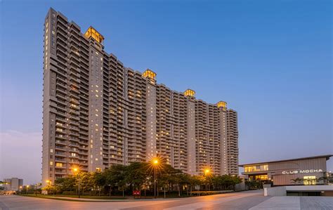 Buy Luxury Apartments & Flats in Gurgaon - Center Court by County Group