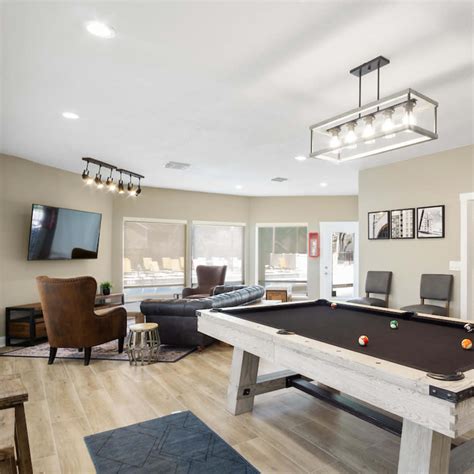 15 Best Clubs In Tampa, FL | Peerspace