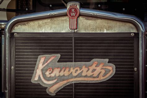 Kenworth Logo Wallpaper