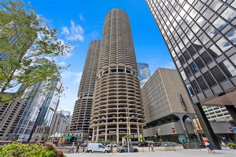 300 North State Street, Unit 5235, Chicago, IL 60654 | Compass