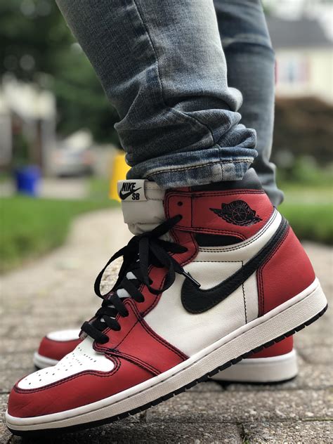 Jordan 1 LA to Chicagos with the purple and yellow stripped away ...