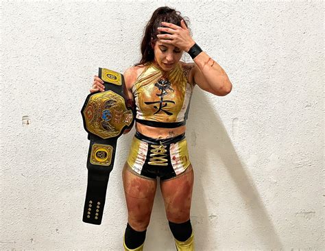 Maria De La Rosa defeats Anarko Montaña in wild bloody battle for Lucha ...