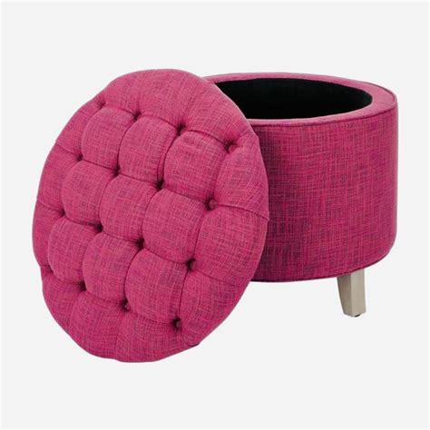 Living Room – Crafts & Creations