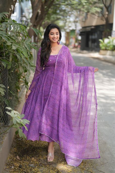 Lavender bandhani – Vastrasuka