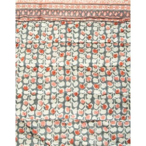Buy Fabindia Alisya Cotton Floral Quilt Online