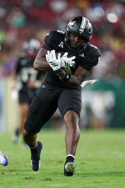 Charlotte 49ers vs USF Bulls Prediction, 10/3/2025 College Football ...