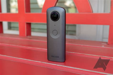 Ricoh Theta V 4K 360-degree camera drops to $350 ($81 off) on Amazon