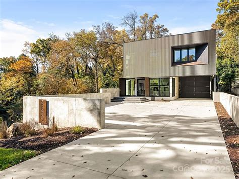 Myers Park Country Club | Luxury-Communities.com