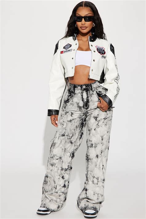 Women's Black Jackets & Outerwear | Fashion Nova