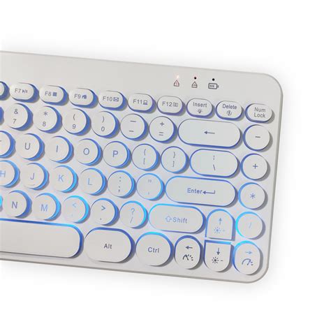 Wireless Computer Keyboard with Lighted Keys 的图像结果
