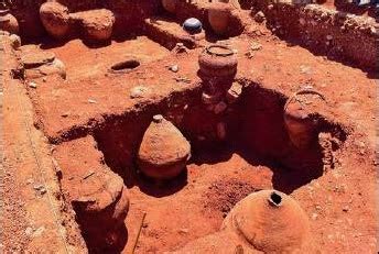 Twenty22-India on the move: Tamil Nadu: 15 burial urns found at ...