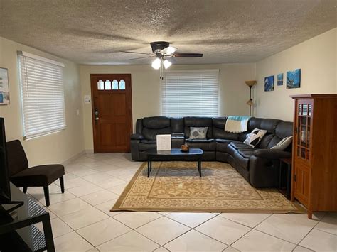 Mins to Gulf’s Springs & Rivers! - Houses for Rent in Homosassa ...