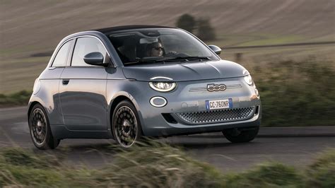 Fiat 500 electric review | DrivingElectric
