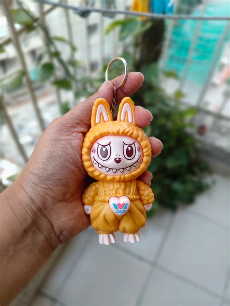 Labubu Face-Changing Doll Keychain – Multi-Mood Collectible – Kidospark