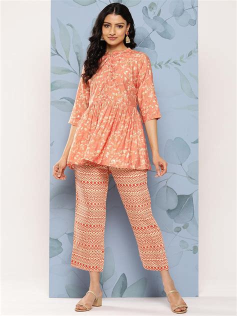 Buy Peach Printed Silk Blend Top With Palazzos Online at Rs.1079 | Libas