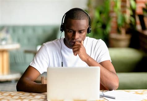 Human Language System 的图像结果