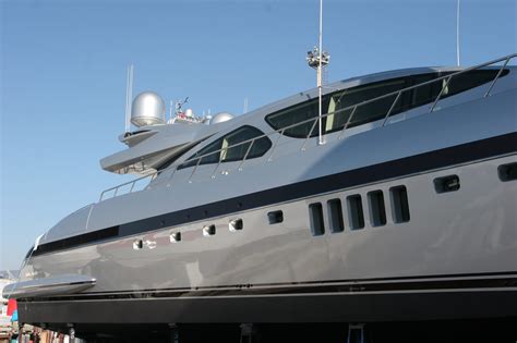 Enhance Yacht Longevity With Quality Yacht Detailing Materials