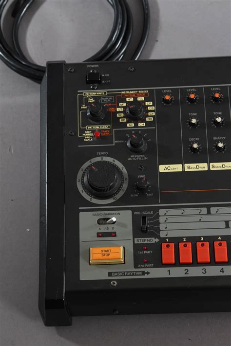 1982 Roland TR-808 Rhythm Composer Vintage Drum Machine | Guitar Chimp