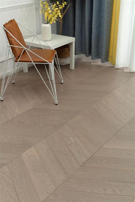 European Oak Engineered Chevron Wood Flooring – Remettefloor – China ...