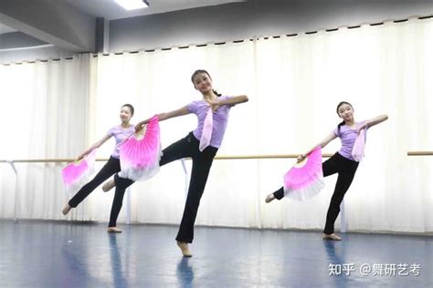 荟萃36部当代舞蹈作品或舞蹈影像，最前沿的中国当代舞都在这里了_艺术