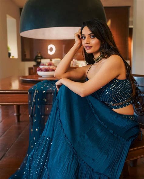 WEDDING SEQUENCE EMBROIDERY LEHENGA MORPICH – ASHBHAV