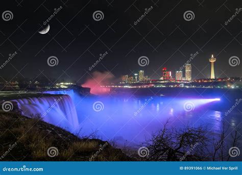 Moon Rising Over Niagara Falls at Night Editorial Photo - Image of ...