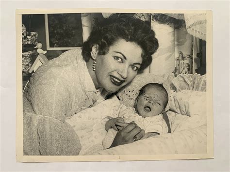 Yvonne de Carlo and his son Bruce Ross Morgan - 1956 original press ...