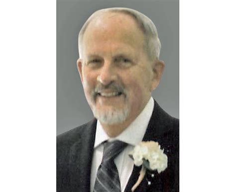 Warren Hodge Obituary (2024) - Eldridge, IA - Quad-City Times