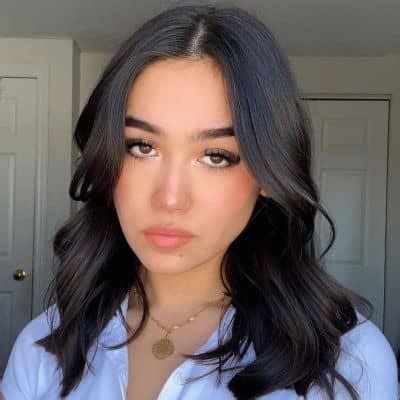 Sahar Dahi Bio, Affair, Single, Net Worth, Ethnicity, Age, Height