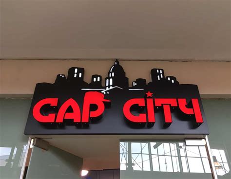 Sign Design Buy Local 的图像结果