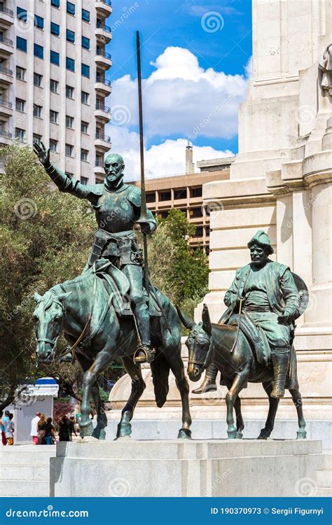 Don Quixote and Sancho Panza in Madrid Stock Image - Image of ...