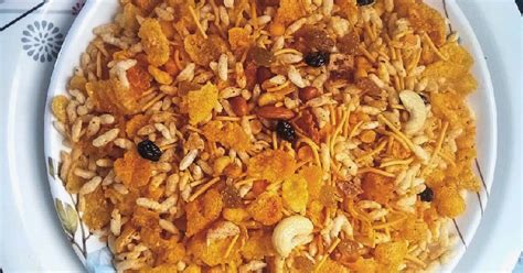 Mix chevda Recipe by Shobhana Vora - Cookpad