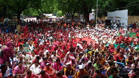 Karnataka High Court Stays Health Department's Order Terminating 195 ...