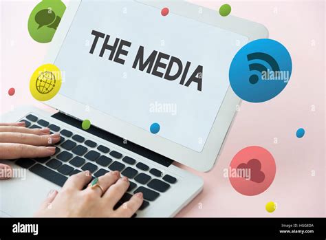 Internet Communication Network 的图像结果