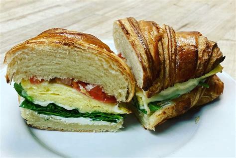 New Moon Bakery & Cafe