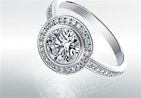 GIA 黃鑽耳環 6.79 克拉 | Jewelry, Diamond, Diamond necklace